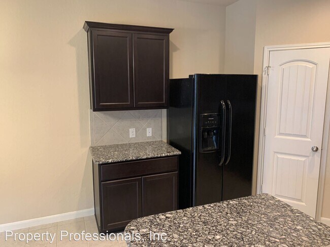 Foto del edificio - 3 br, 2 bath House - 479 Willow Arch
