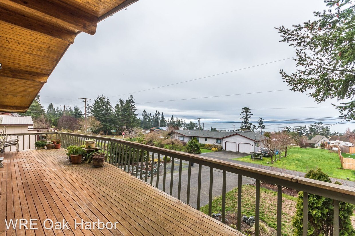 Primary Photo - 3 br, 2 bath House - 1221 Admiral Drive