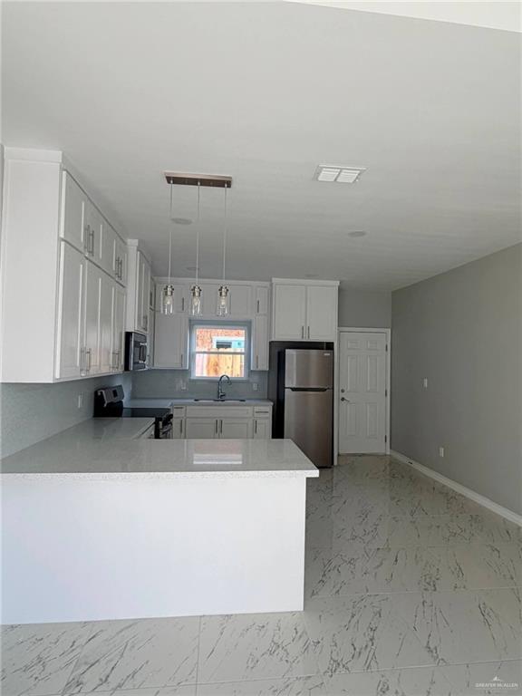 Foto del edificio - 3806 Rosewood Dr