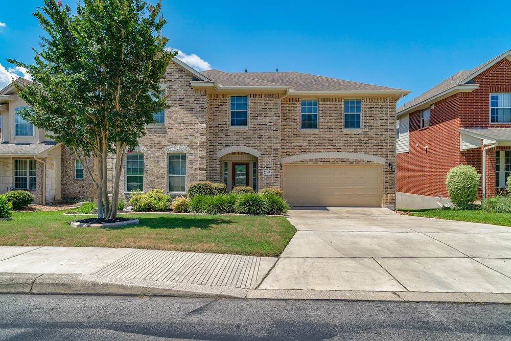 Foto principal - 23103 Fairway Brg San Antonio TX 78258