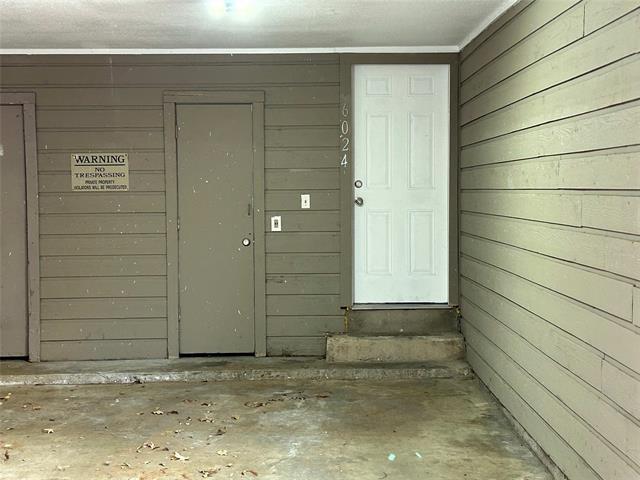 Building Photo - 6024 Stoneybrook Dr