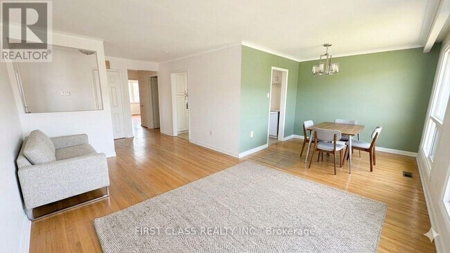 Photo du bâtiment - 109 Goulding Ave