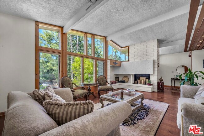 Foto del edificio - 3447 Vista Haven Rd