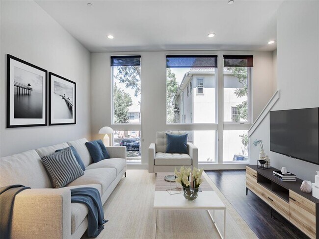 Foto del edificio - 4419 Cabell Dr