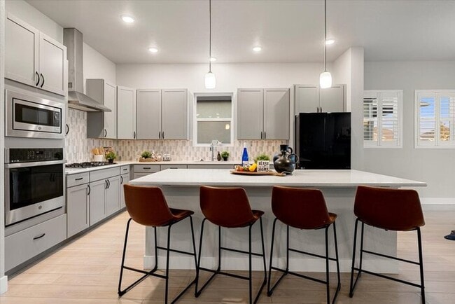 Building Photo - 6735 Enclave Vista Loop