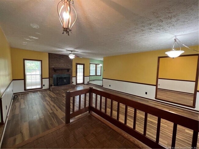 Building Photo - 5624 Watersplash Ln