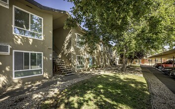 Interior Photo - River's Edge Apartments