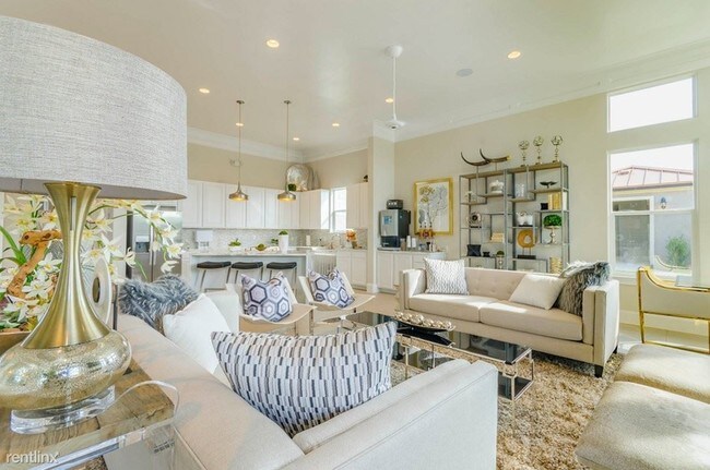 Foto del edificio - 26493 E University Dr