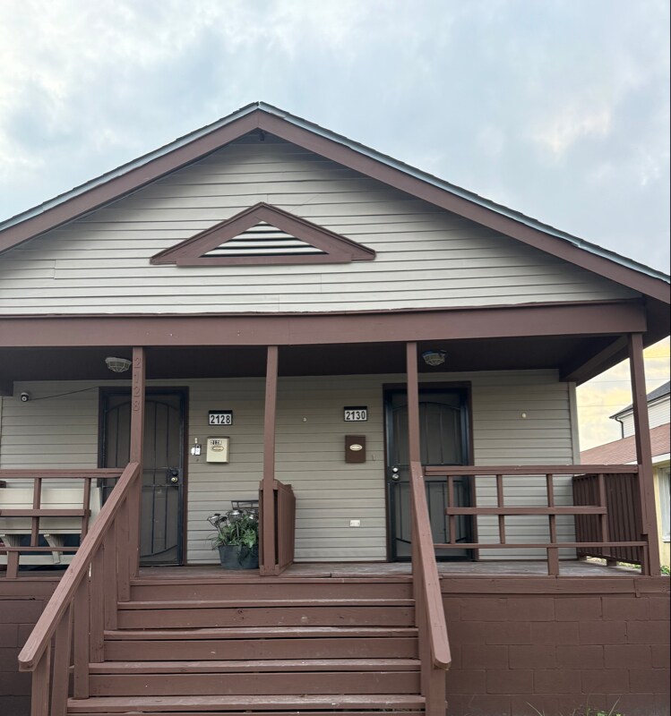 Foto principal - 2130 Feliciana St
