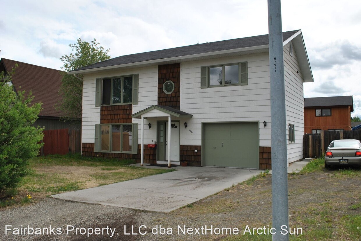 Primary Photo - 4 br, 2 bath House - 2951 Kobuk Ave.
