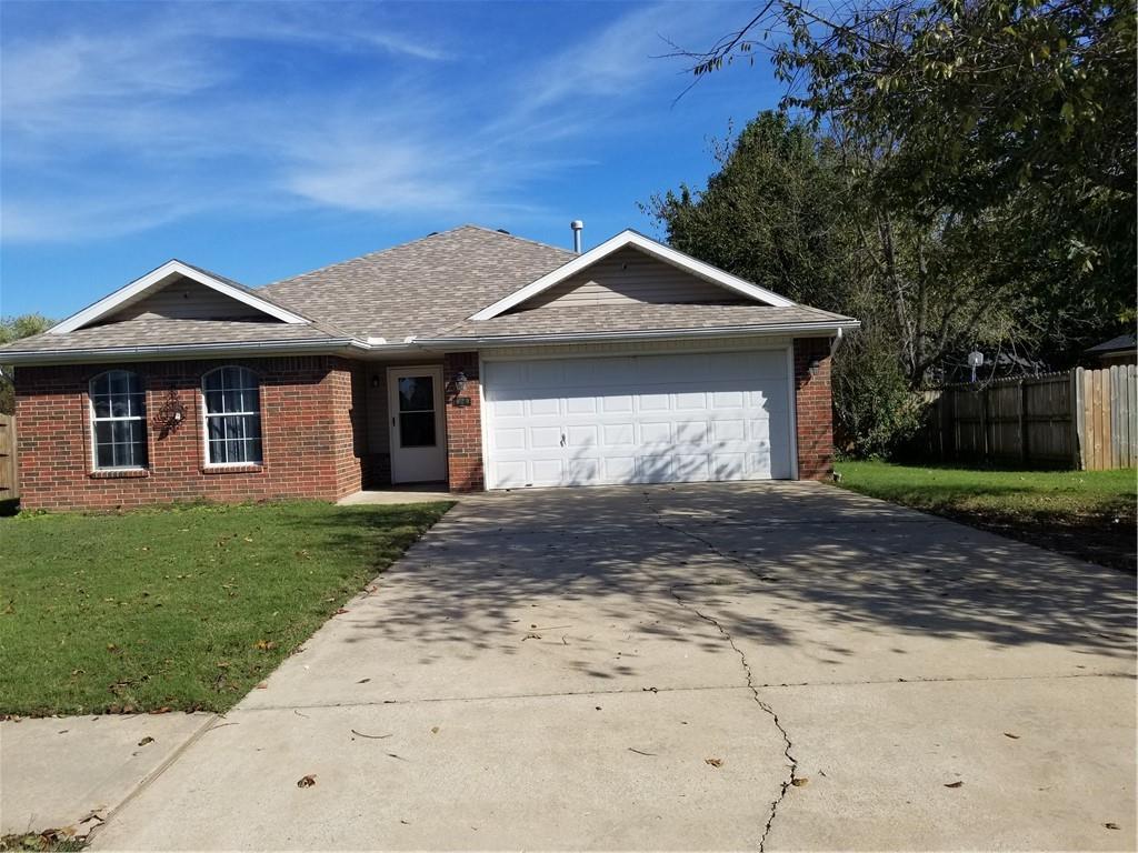 Primary Photo - 420 Woods Dr