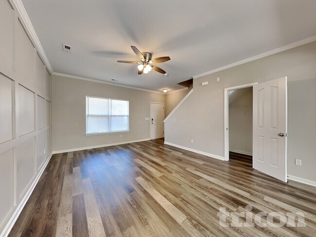 Foto del edificio - 1200 Ballina Way