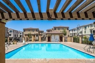 Building Photo - 18316 Iris Ln