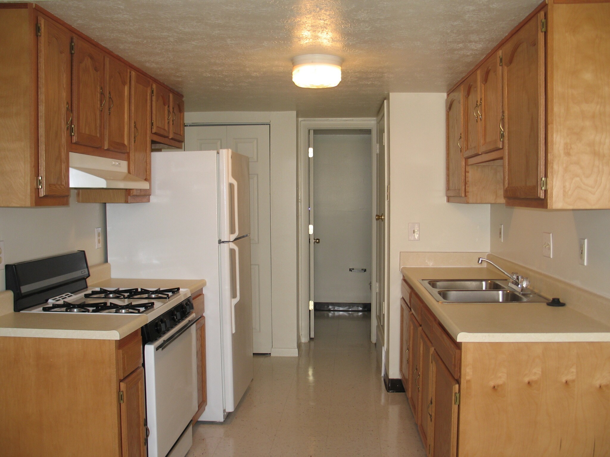 Nye Park Apartments – photo 4