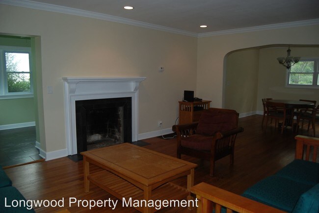 Foto del edificio - 3 br, 2 bath House - 2012 North Decatur Rd