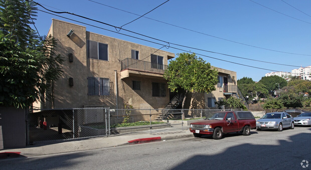 Building Photo - 851 New Depot St
