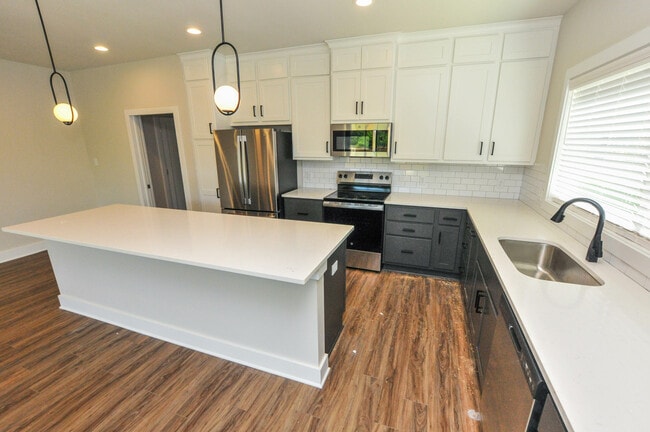 Building Photo - 307 Cooner St