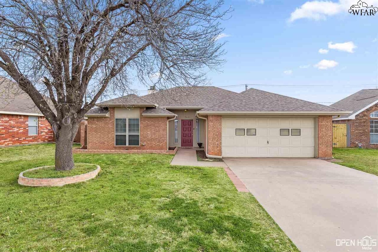 Foto principal - 5411 Forest Cove Dr
