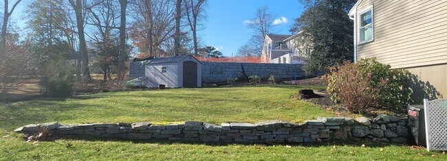 Building Photo - 61 Boles Rd