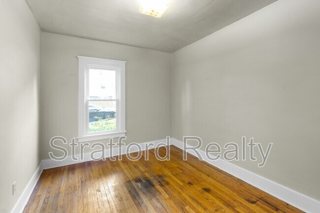 Foto del edificio - 180 S Collingwood Ave