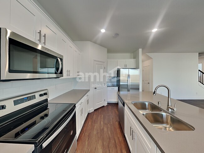 Foto del edificio - 2710 Hot Cider Ave