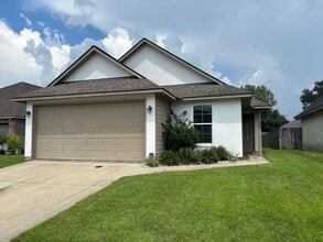 Building Photo - 14013 Stone Gate Dr