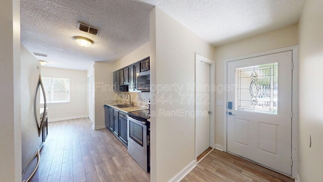 Foto del edificio - 3661 Hampton Glen Pl