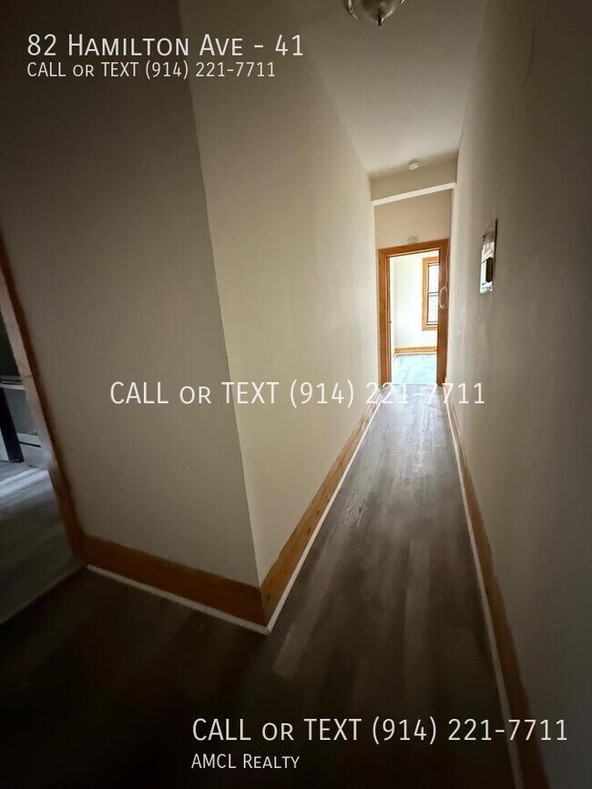 Foto del edificio - 82 Hamilton Ave