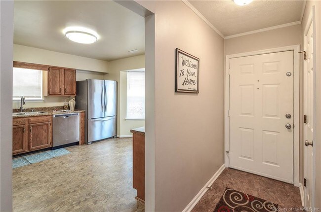 Building Photo - 1600 Skiffes Creek Cir