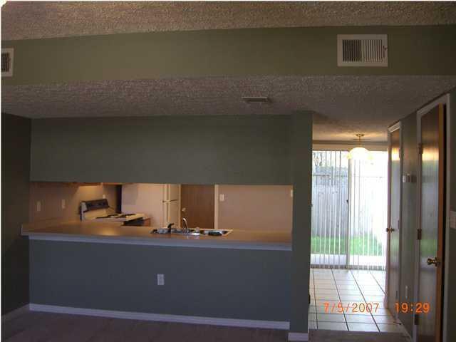 Building Photo - 1807 Pointed Leaf Ln