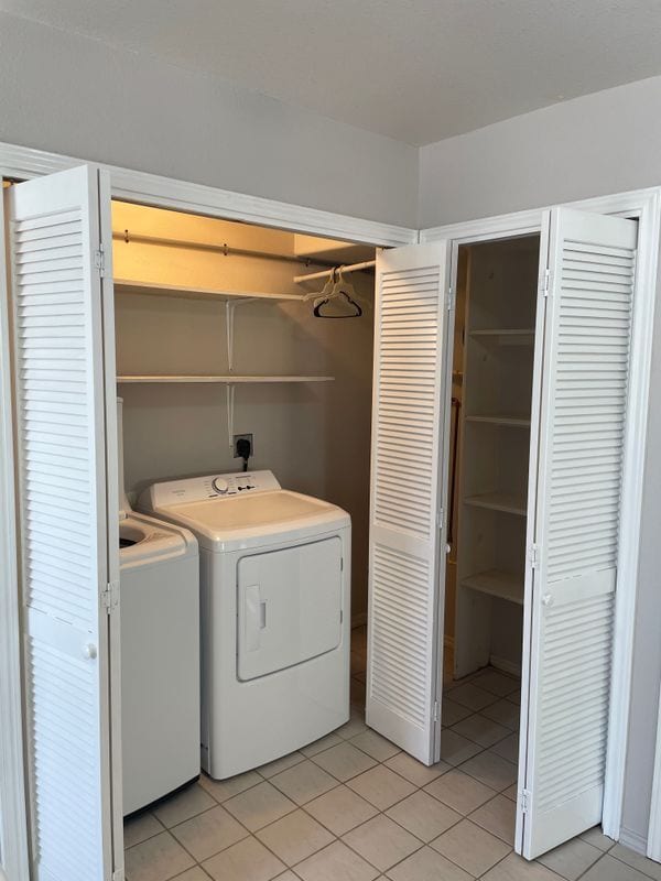 Foto del edificio - 108 E Jupiter Ln