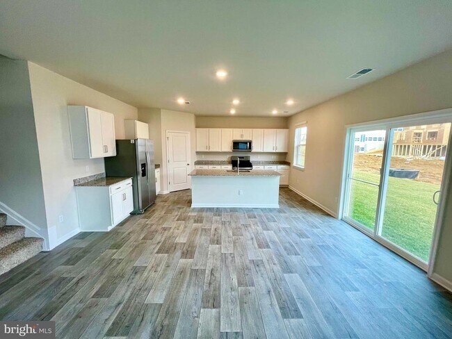 Building Photo - 118 Clerkenwell Dr