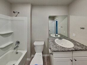 Building Photo - 10618 Varmus Dr