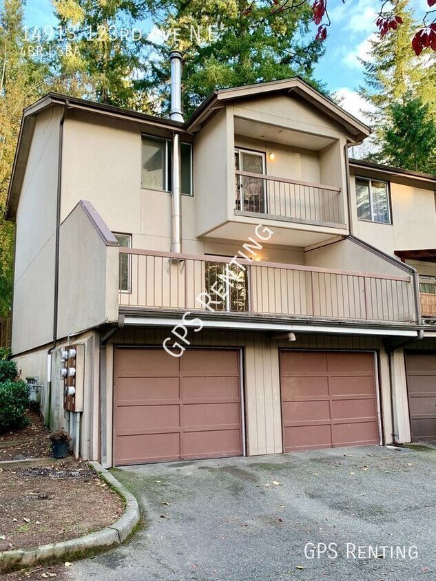 Foto principal - Beautiful 4 bedroom Townhome in Kirkland!