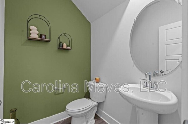 Foto del edificio - 22 Sparrow Ln