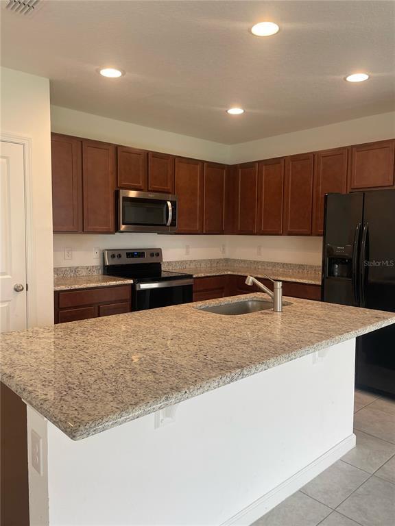 Foto del edificio - 819 Fillmore Ct