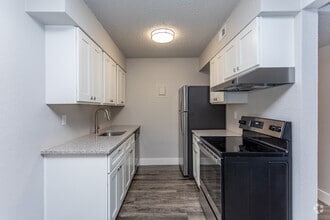 2BR, 2BA - 960SF - Parc at Prairie Grass