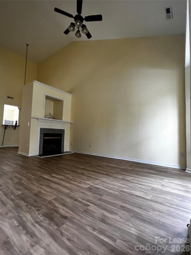 Building Photo - 9247 Cranfield Ln
