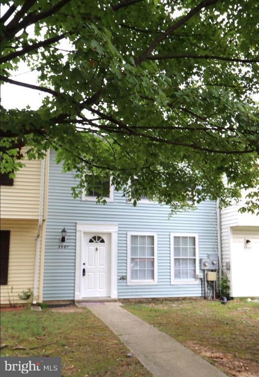 Building Photo - 2086 Tanglewood Dr