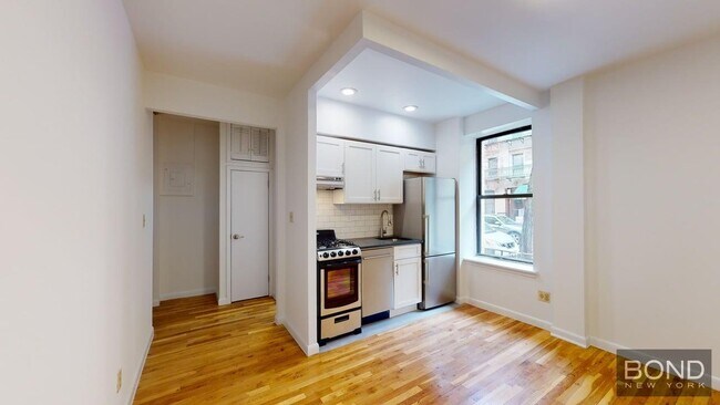 Foto del edificio - 415 E 73rd St