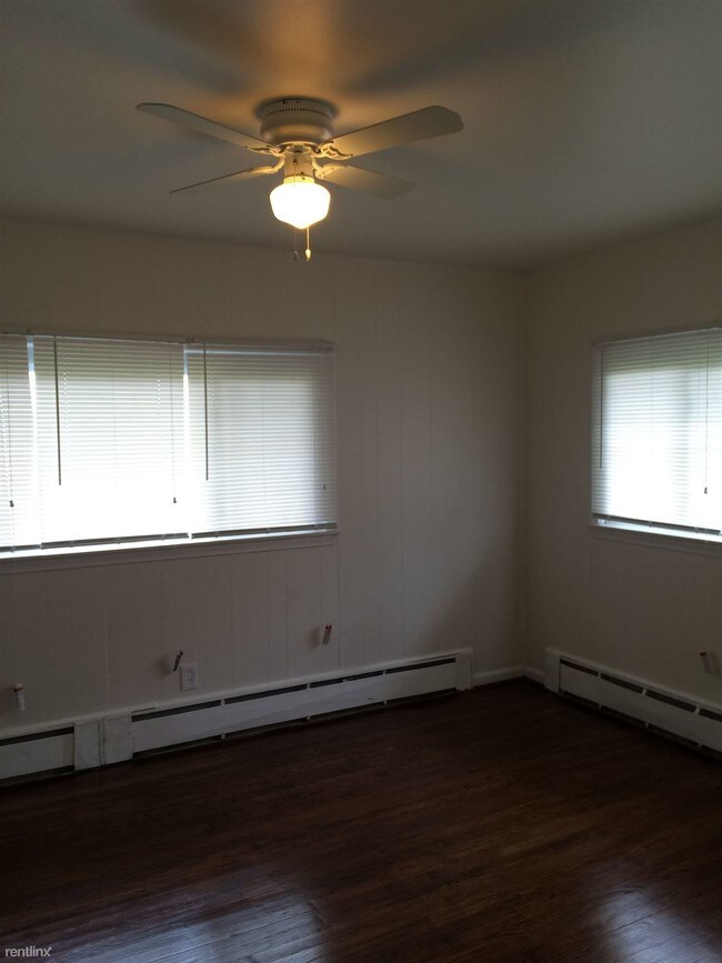 Building Photo - 24210 Schroeder Ave