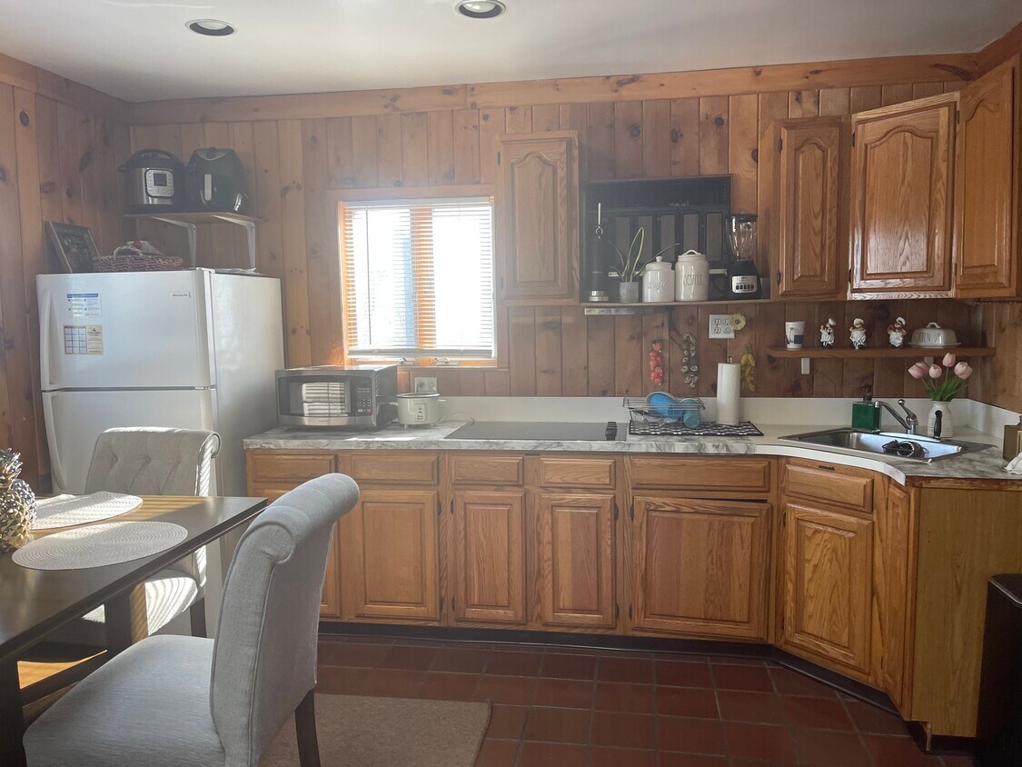 16 Bailey Ave Unit 2, East Meadow, NY 11554 Apartments in East Meadow