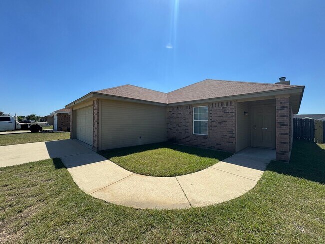 Building Photo - 3807 Ida Dr