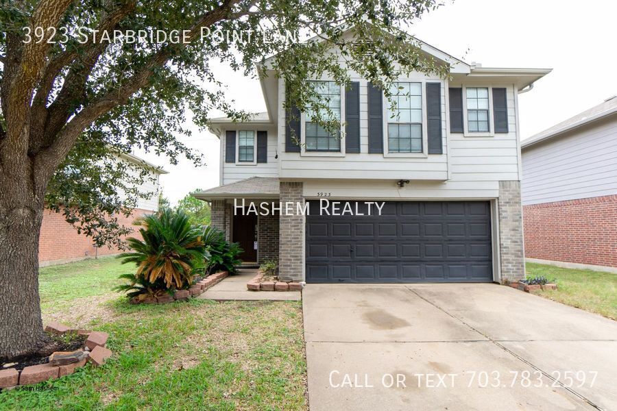 Foto principal - Move In Ready Single Family Home Located i...