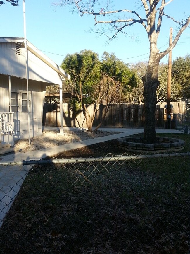 Building Photo - 7503 Jamie Wynell Cir