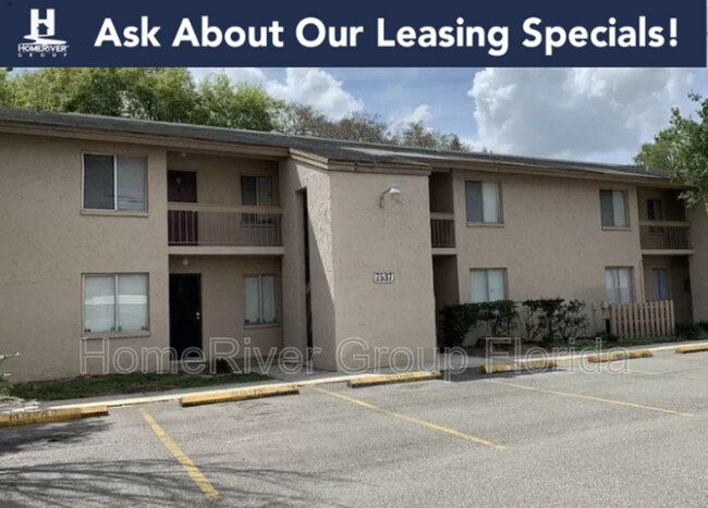 Foto del edificio - 7537 Pitch Pine Cir