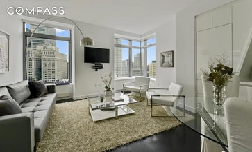 Building Photo - 123 Washington St