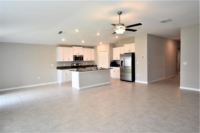 Building Photo - 9323 Channing Hill Dr
