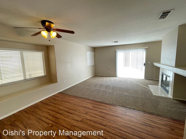 Building Photo - 3 br, 2.5 bath House - 3761 Penedos Dr