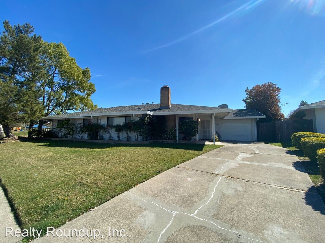 Foto principal - 2 br, 1 bath House - 1328 Branwood Way
